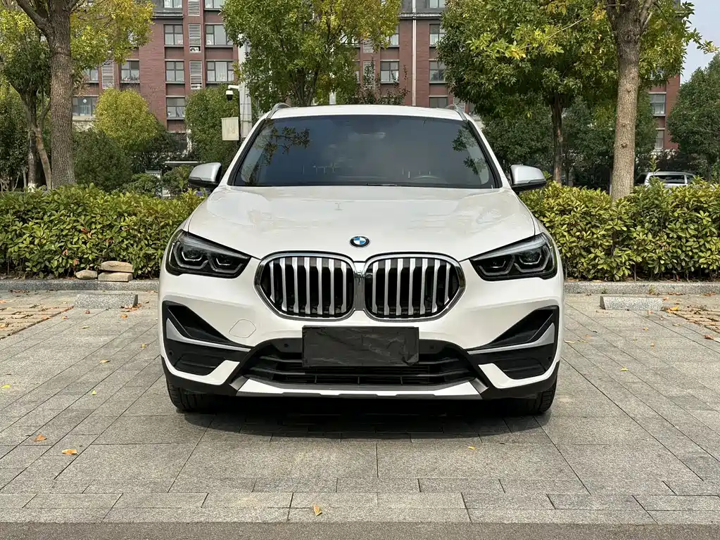 BMW X1 — фото 3