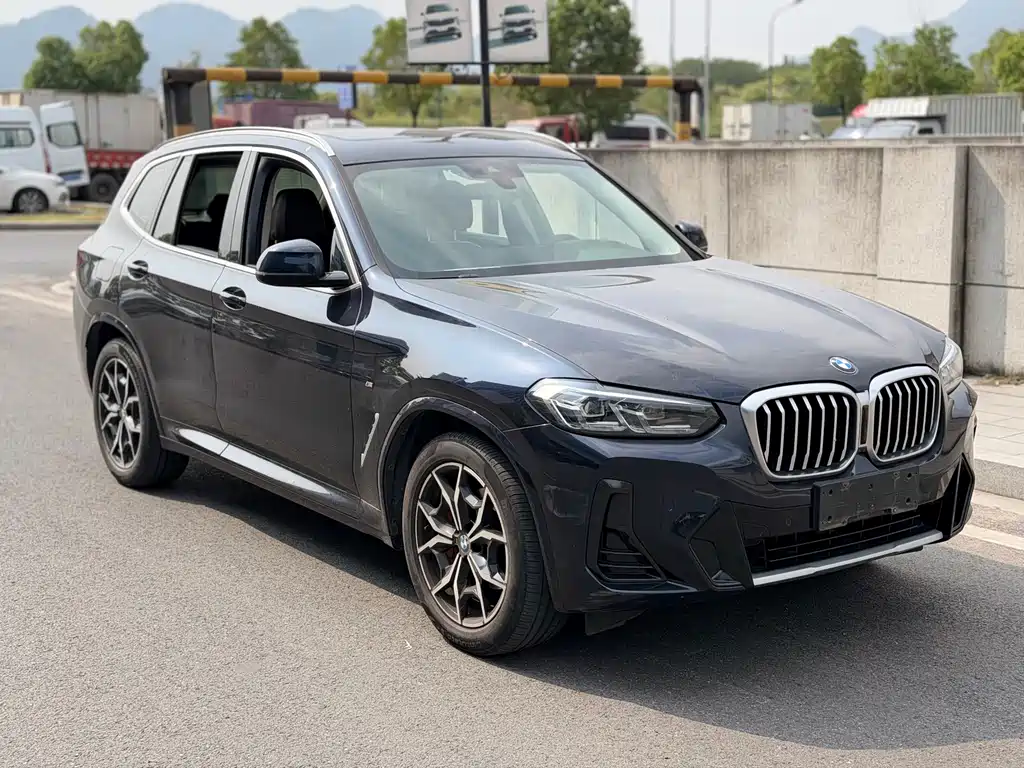 BMW X3 — фото 3
