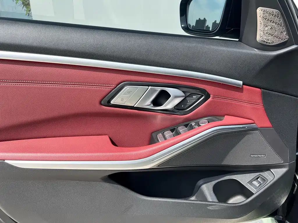 BMW 3 Series — фото 14