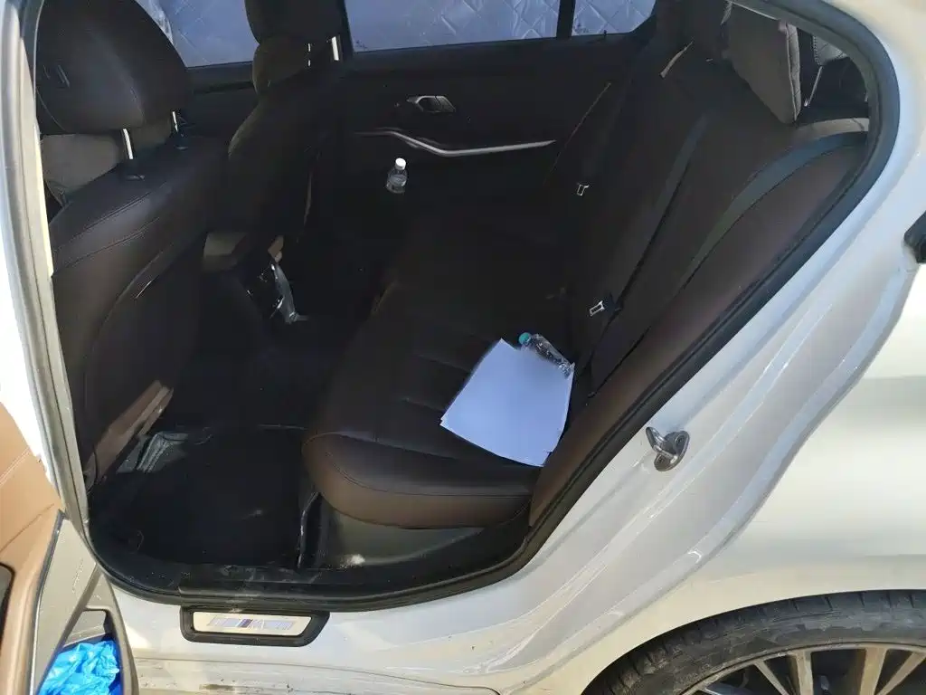 BMW 3 Series — фото 14