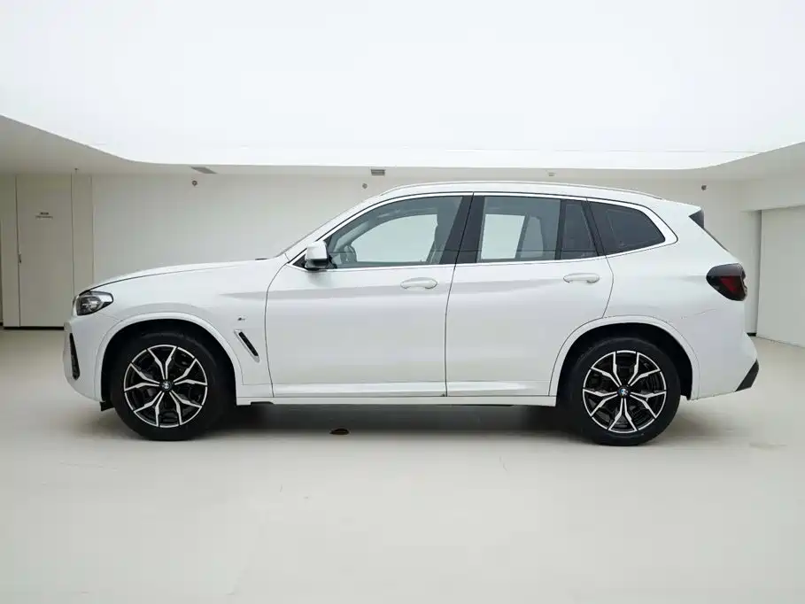 BMW X3 — фото 3