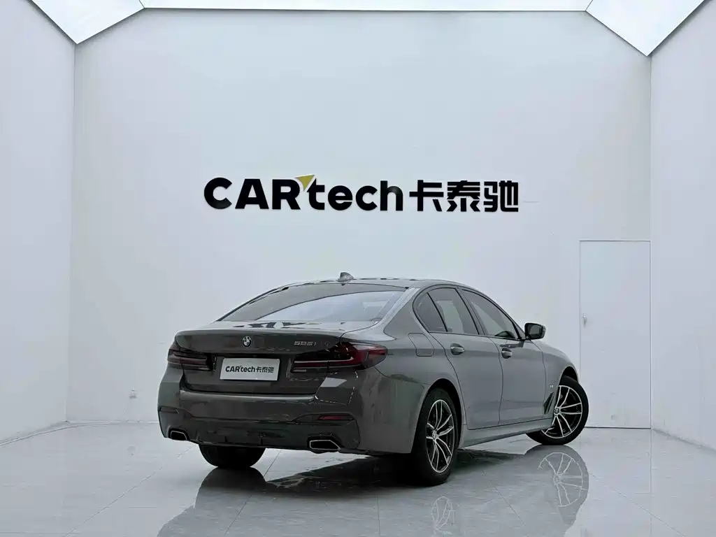 BMW 5 Series (Import) — фото 4