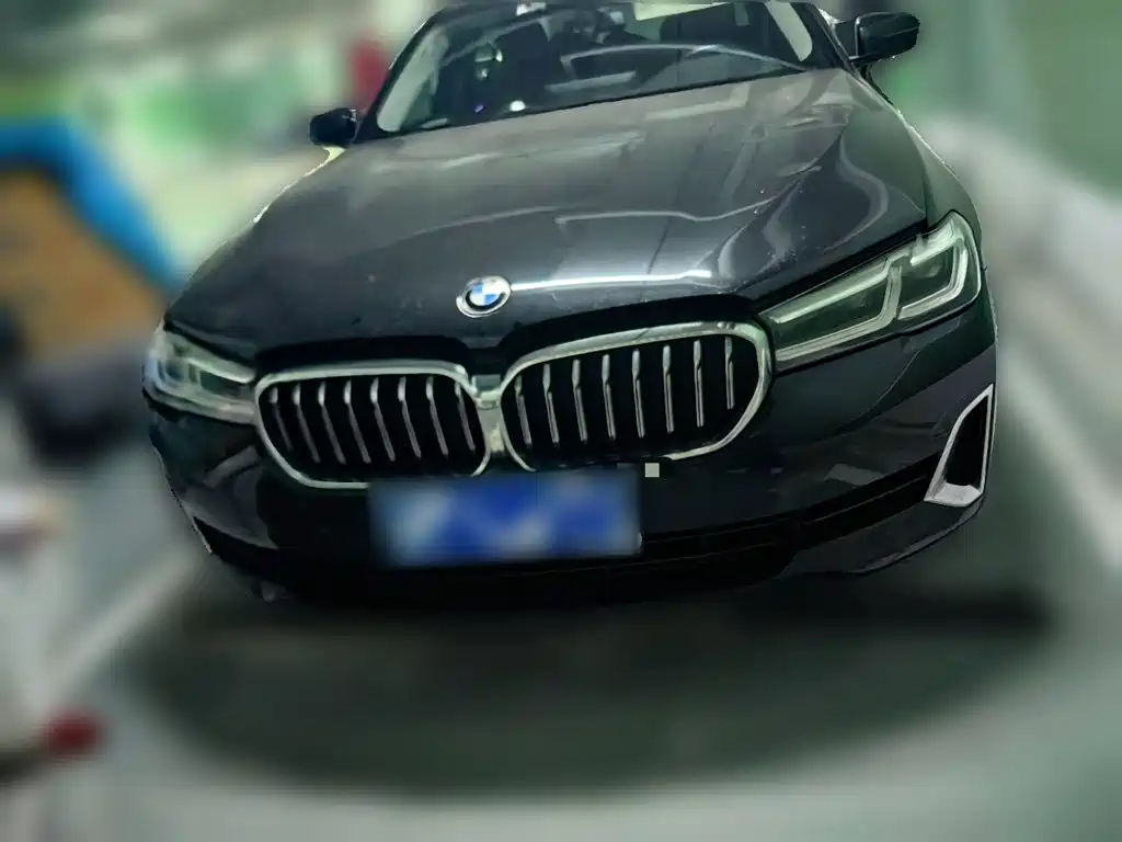 BMW 5 Series — фото 2