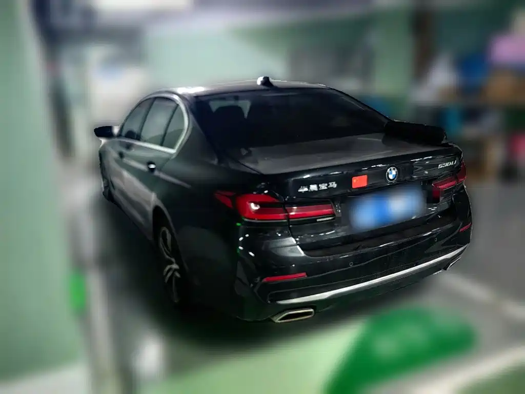 BMW 5 Series — фото 4