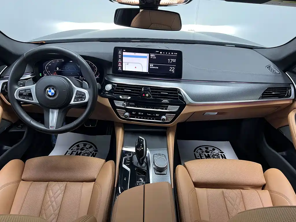 BMW 5 Series (Import) — фото 37
