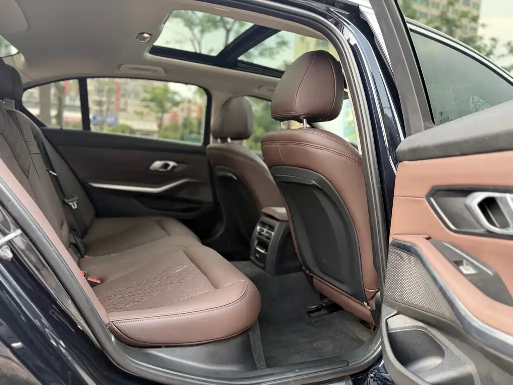 BMW 3 Series — фото 10