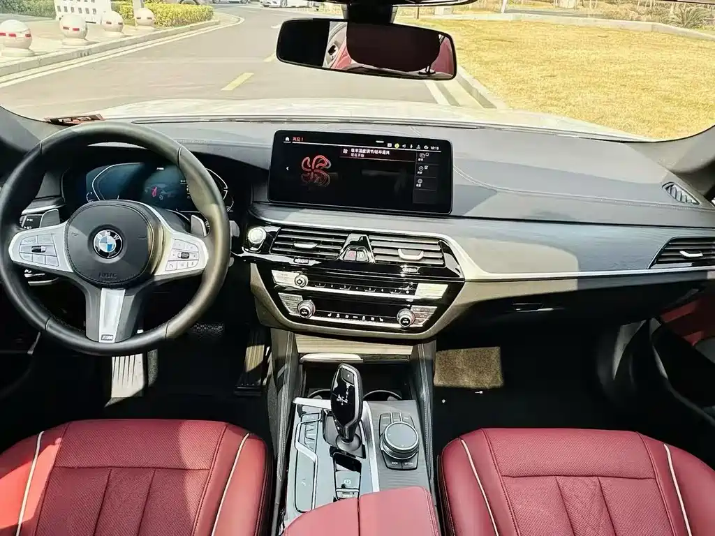 BMW 5 Series — фото 9