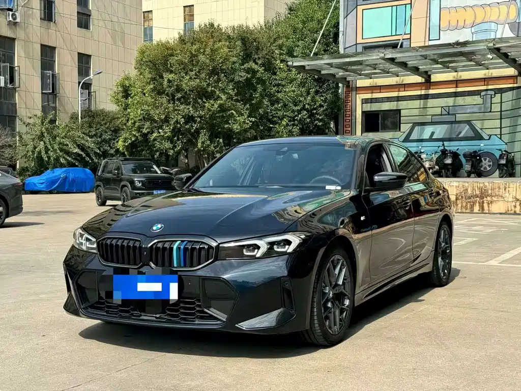 BMW 3 Series — фото 1