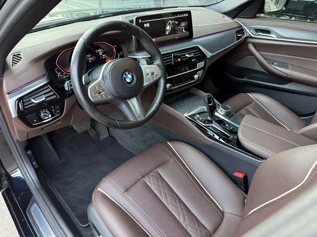 BMW 5 Series — фото 3
