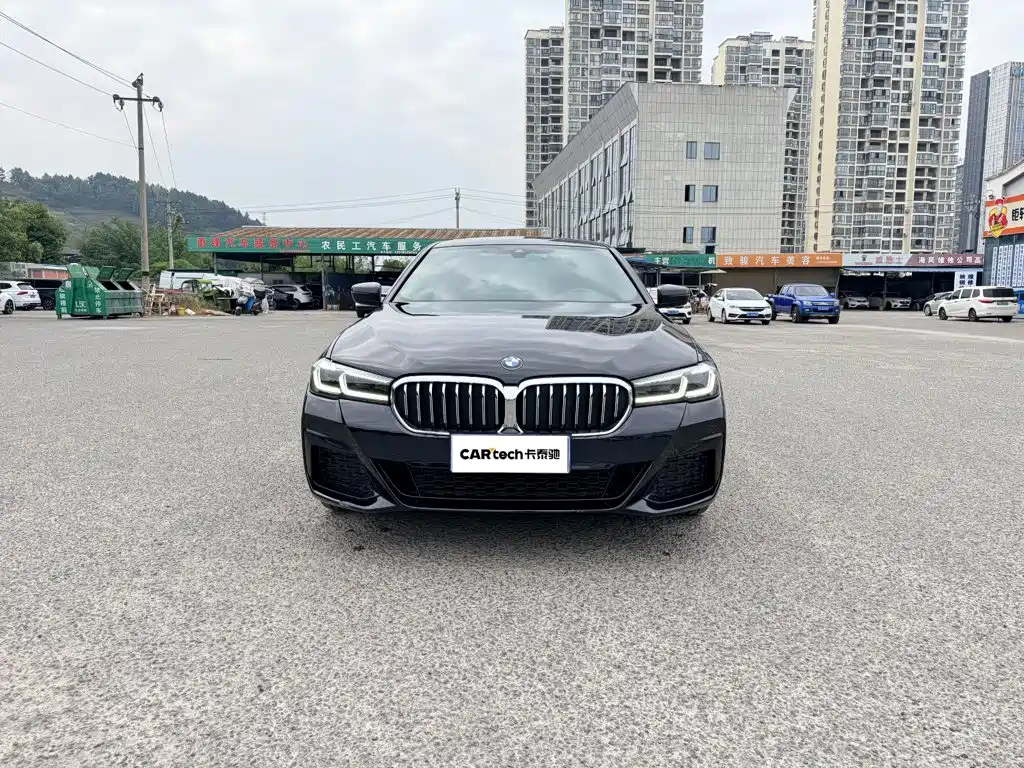 BMW 5 Series — фото 2