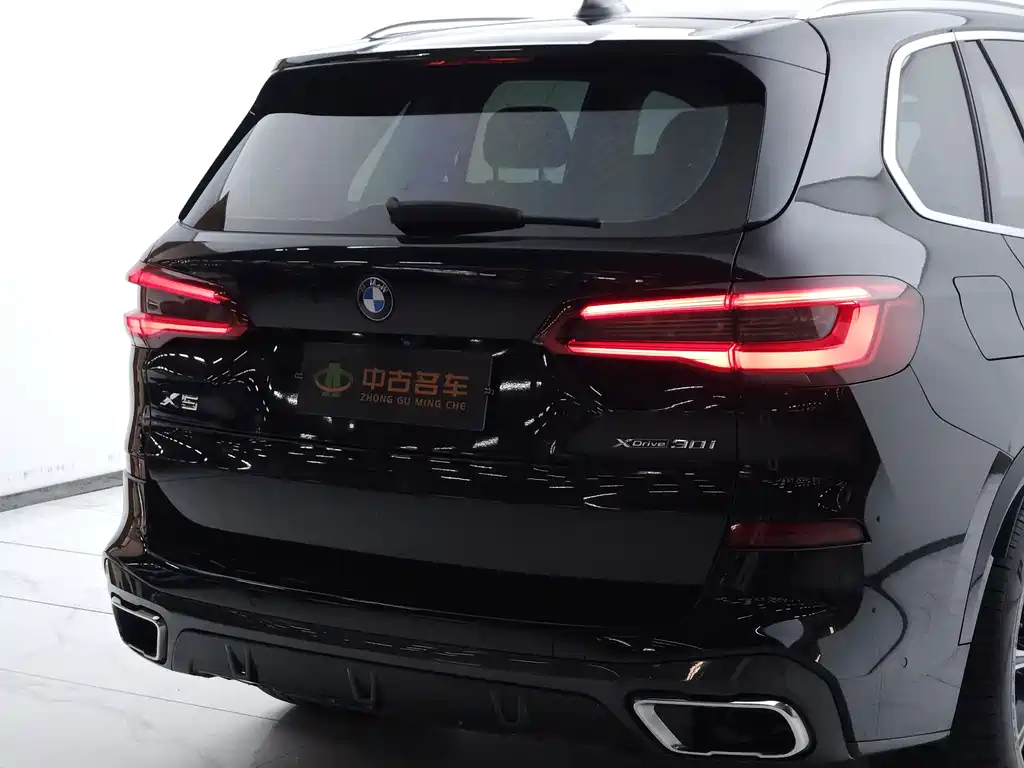 BMW X5 (Import) — фото 23