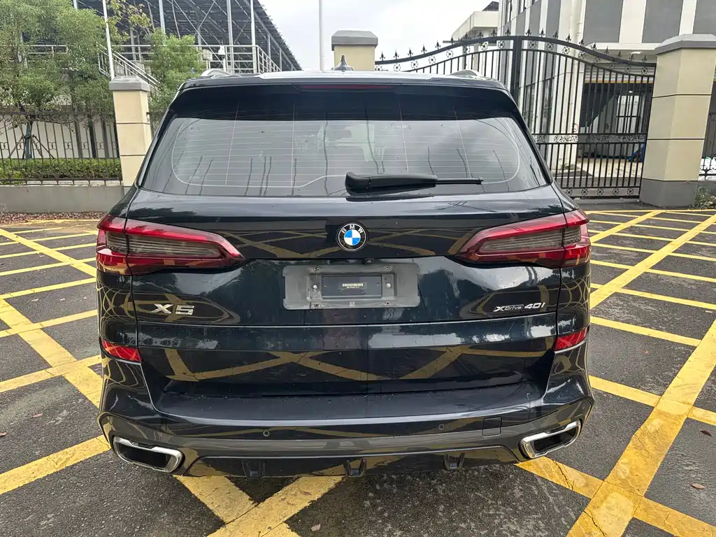 BMW X5 (Import) — фото 4