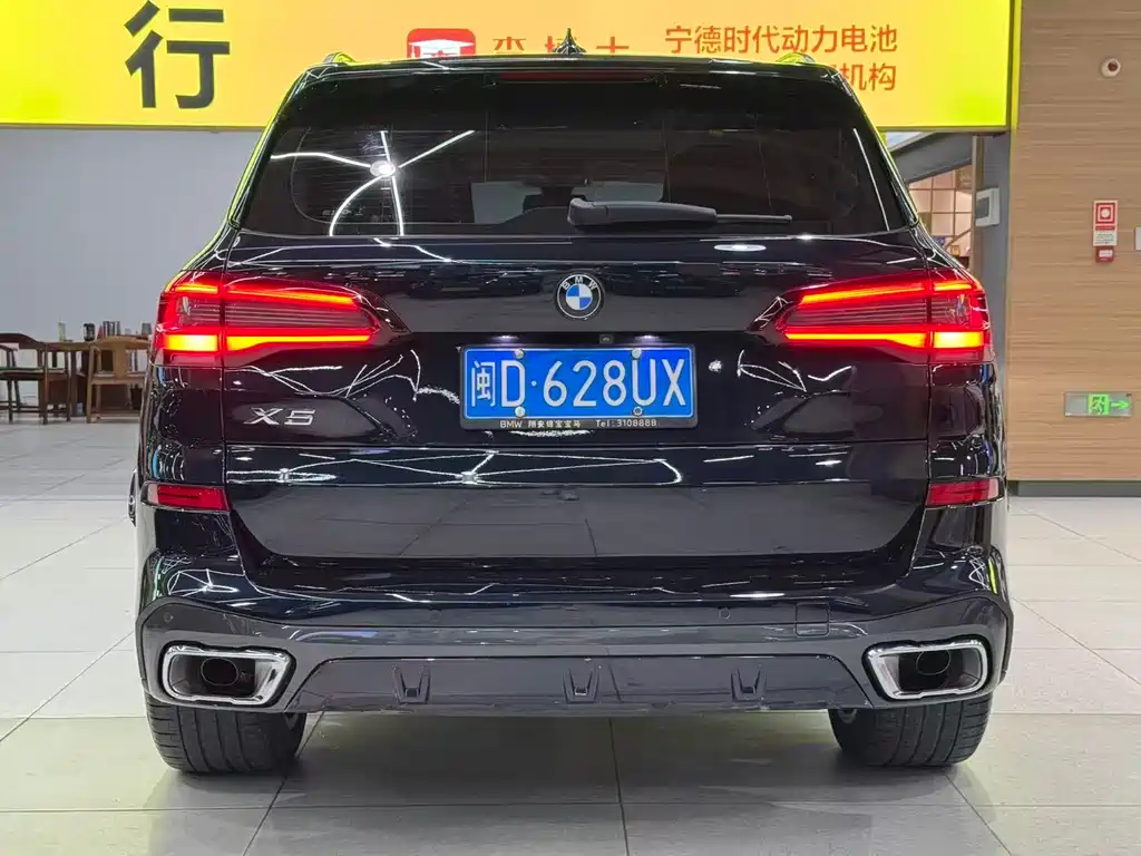 BMW X5 — фото 7