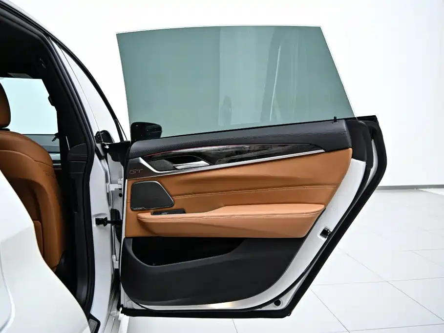 BMW 6 Series GT — фото 23