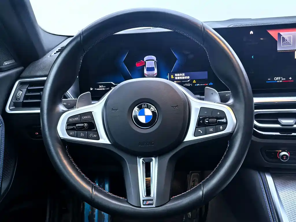 BMW M240i — фото 11