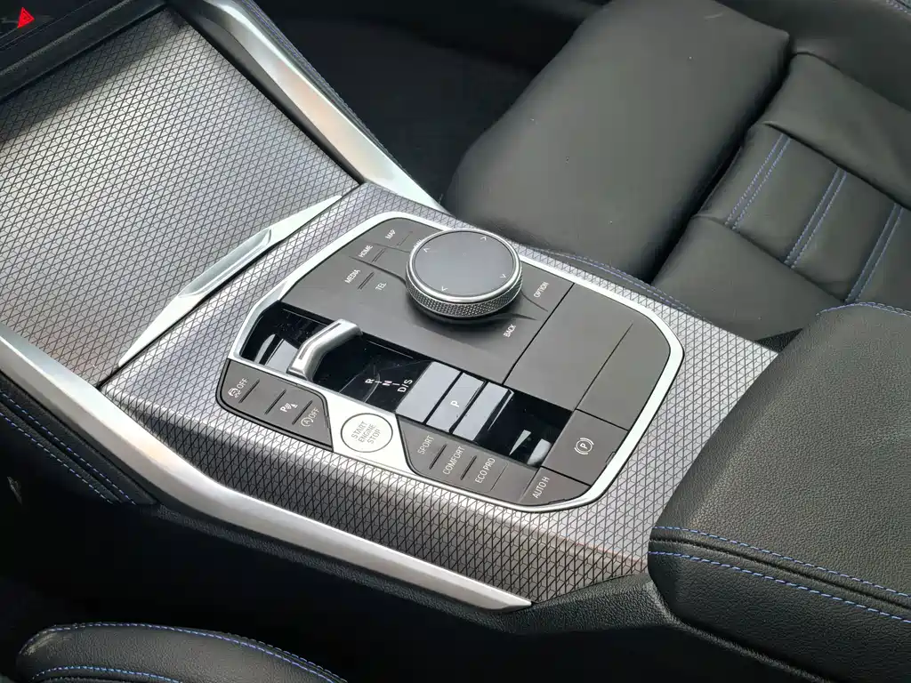 BMW M240i — фото 13