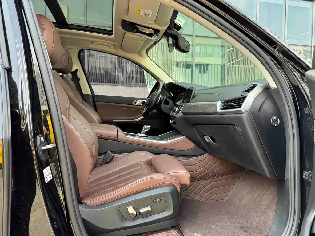 BMW X5 (Import) — фото 15