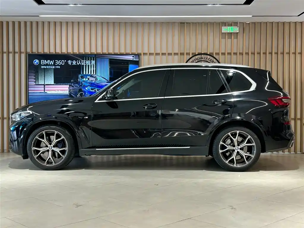 BMW X5 (Import) — фото 10