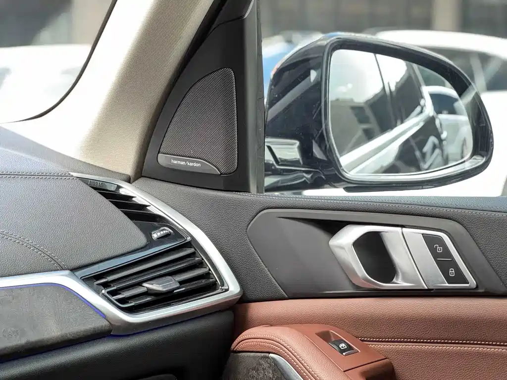 BMW X5 (Import) — фото 9