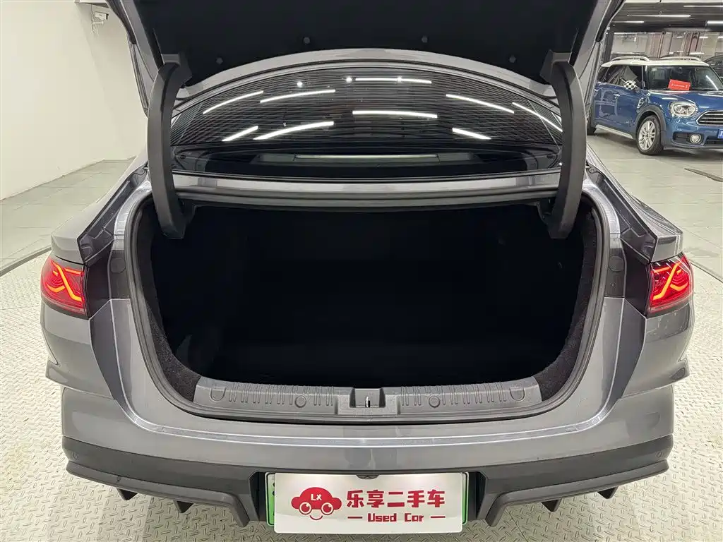BYD Qin L — фото 23