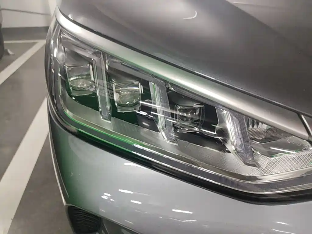 BYD PLUS New Energy — фото 8