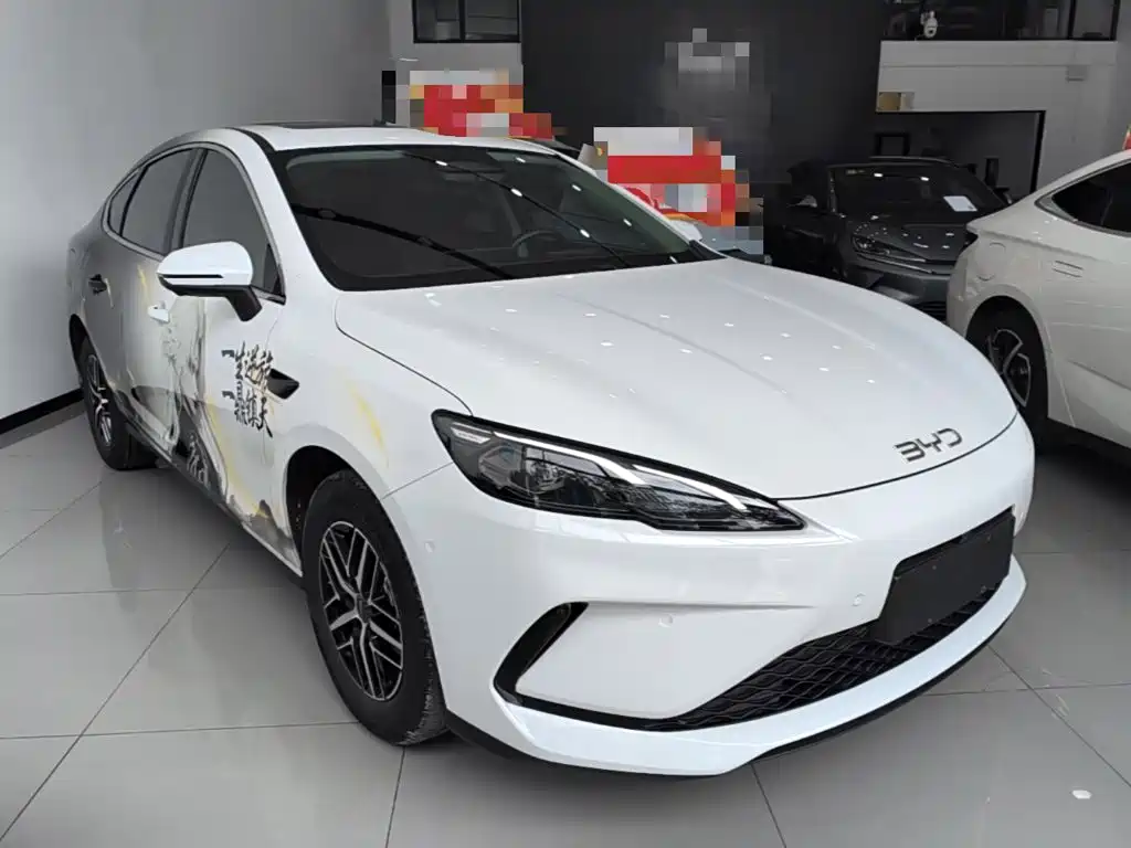 BYD Seal 05 DM-i — фото 3