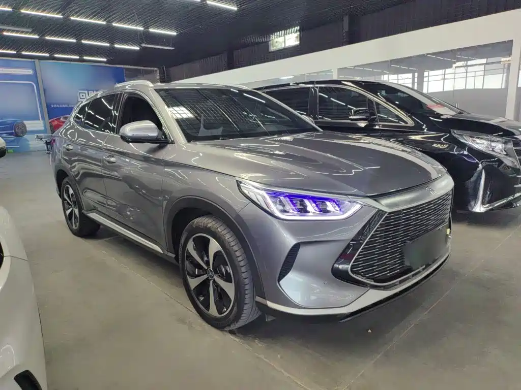 BYD PLUS New Energy — фото 6