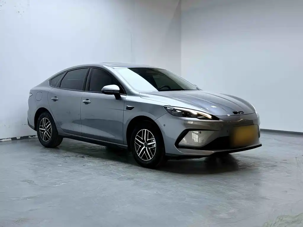 BYD Seal 05 DM-i — фото 3