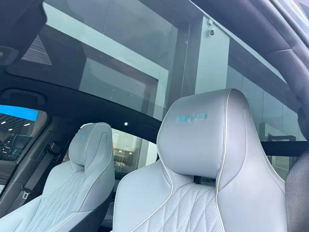 BYD Seal — фото 7