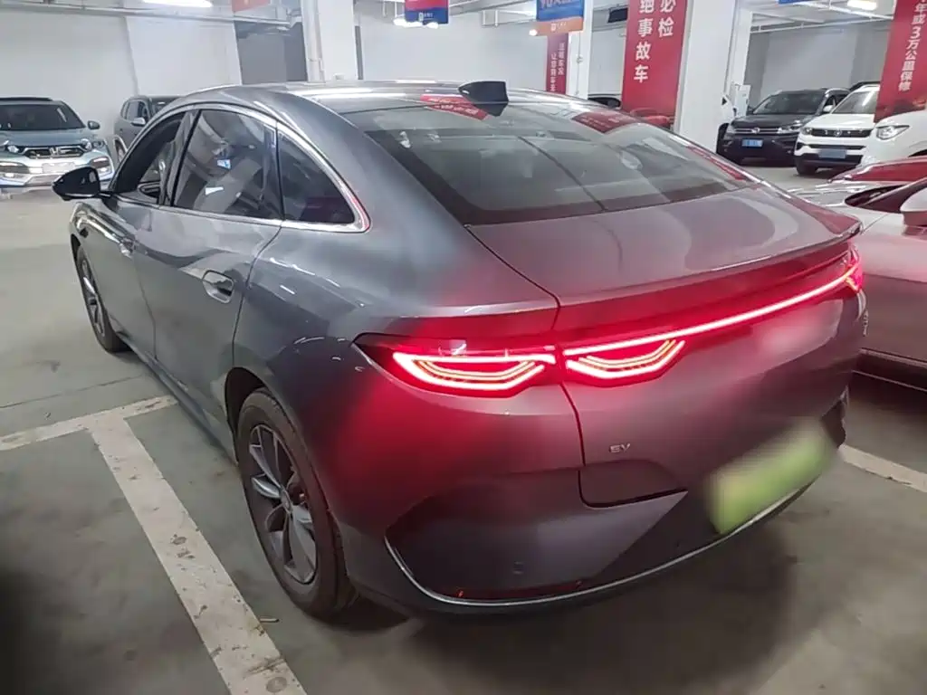 BYD Qin L — фото 4