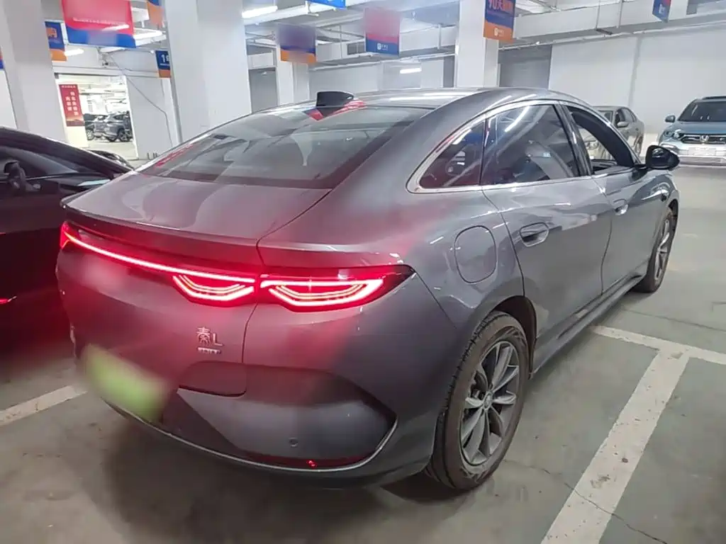 BYD Qin L — фото 6