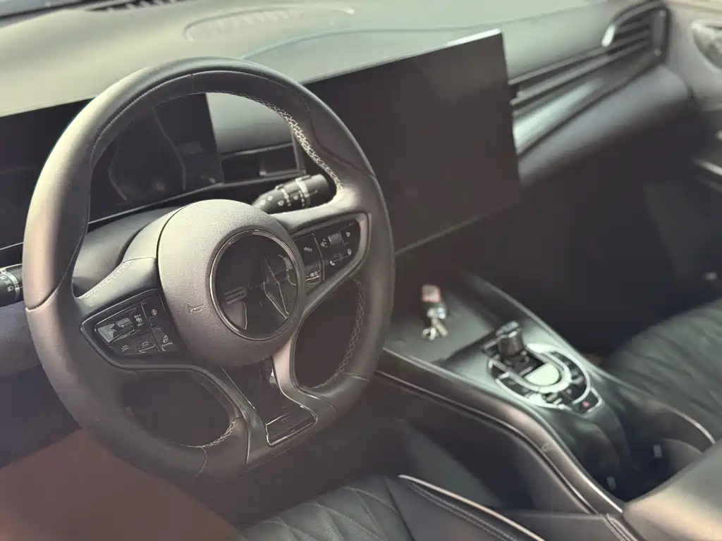 BYD Seal — фото 4