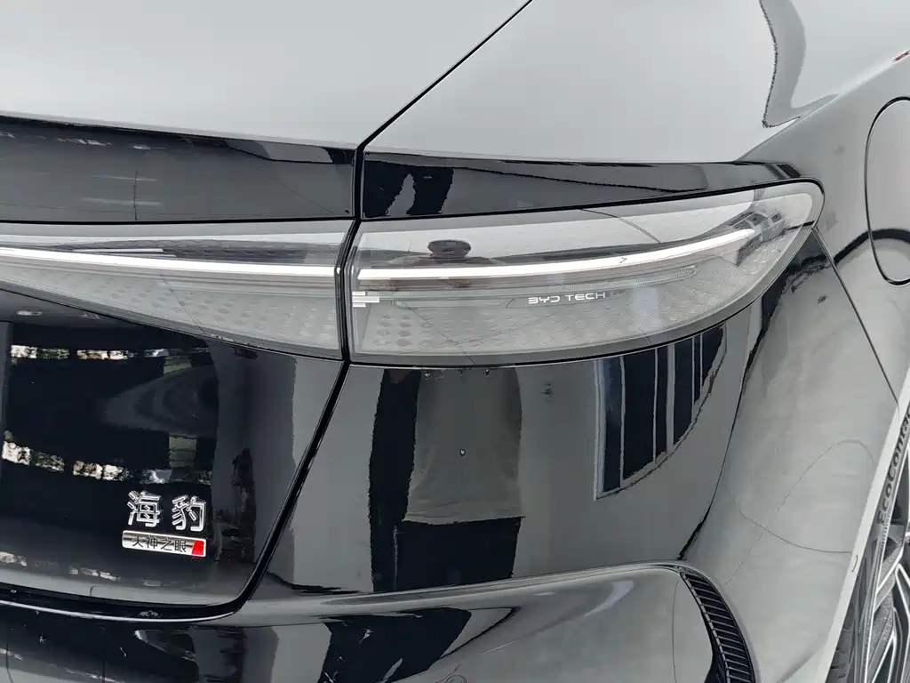 BYD Seal — фото 6