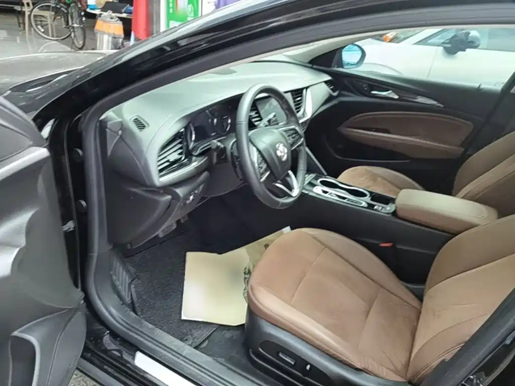 Buick Regal — фото 15