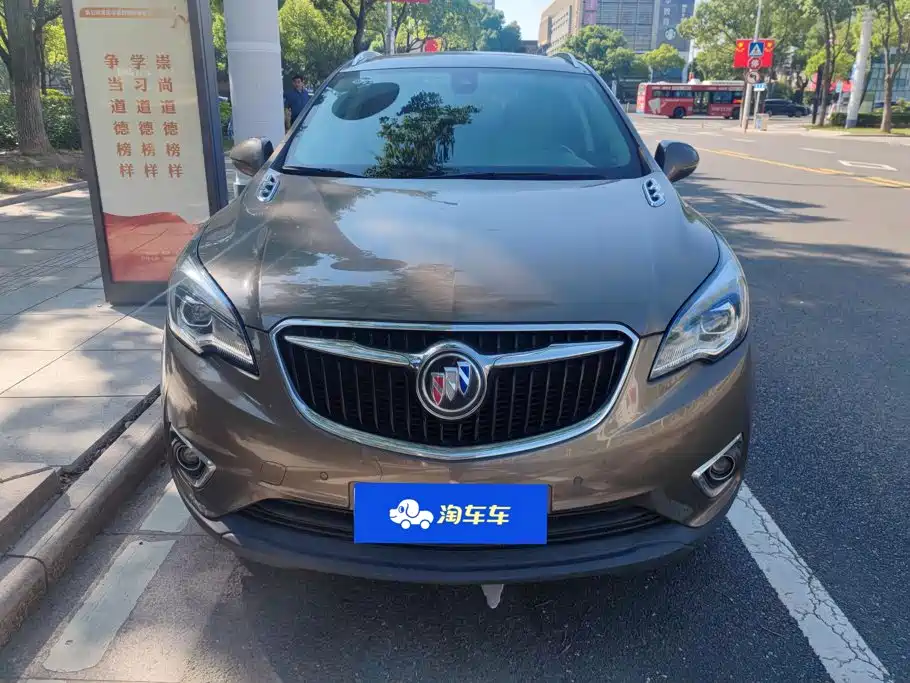 Buick Envision Plus — фото 2