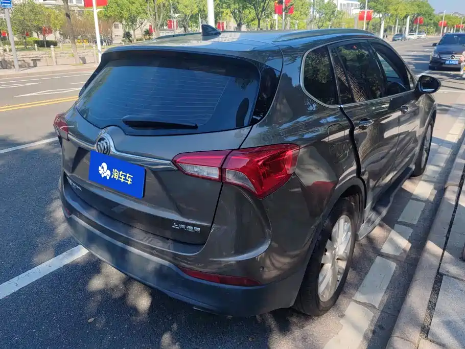 Buick Envision Plus — фото 3