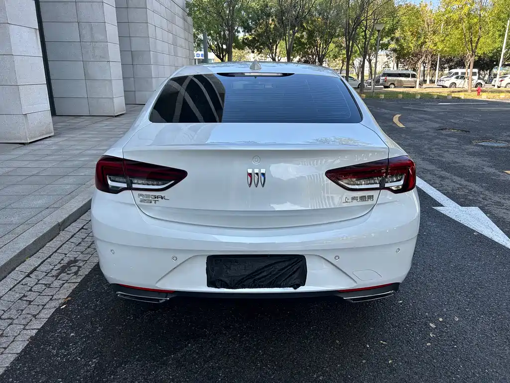Buick Regal — фото 5