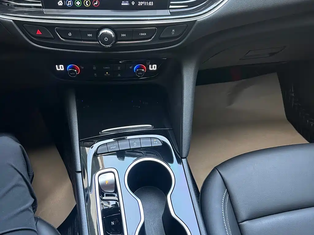 Buick Regal — фото 10