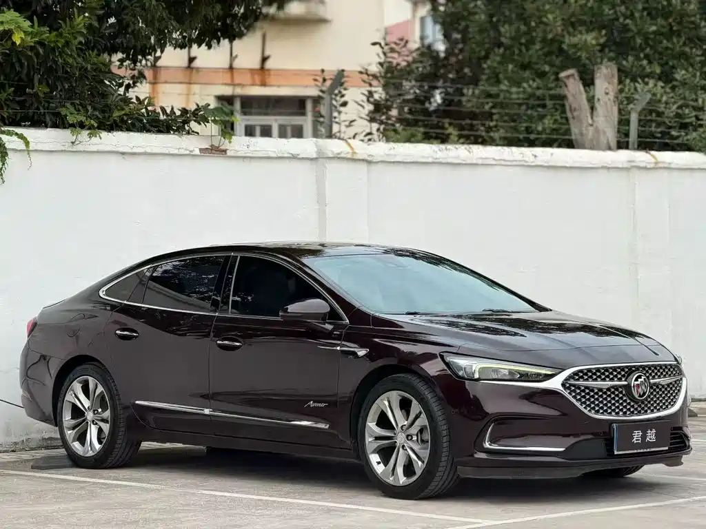 Buick LaCrosse — фото 3