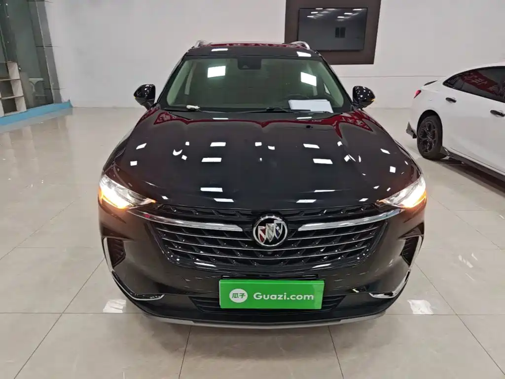 Buick Envision Plus — фото 2