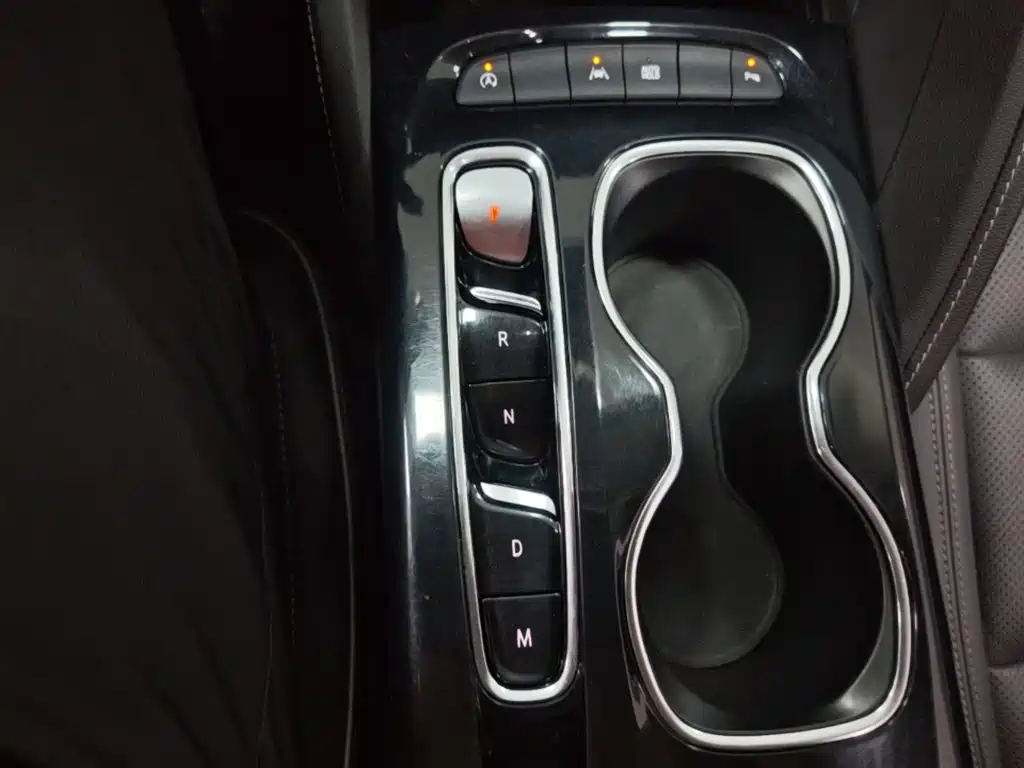 Buick Envision Plus — фото 13