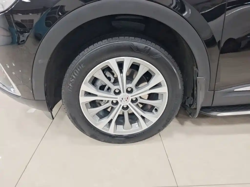 Buick Envision Plus — фото 22