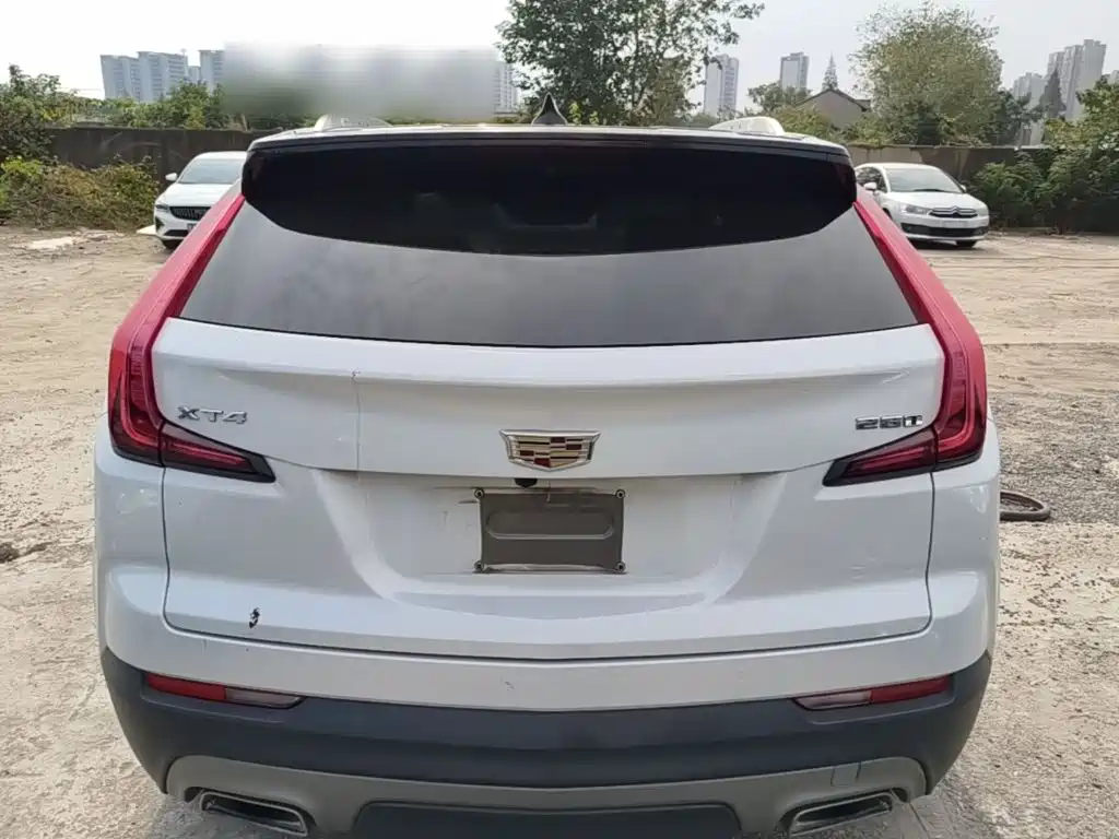 Cadillac XT4 — фото 5