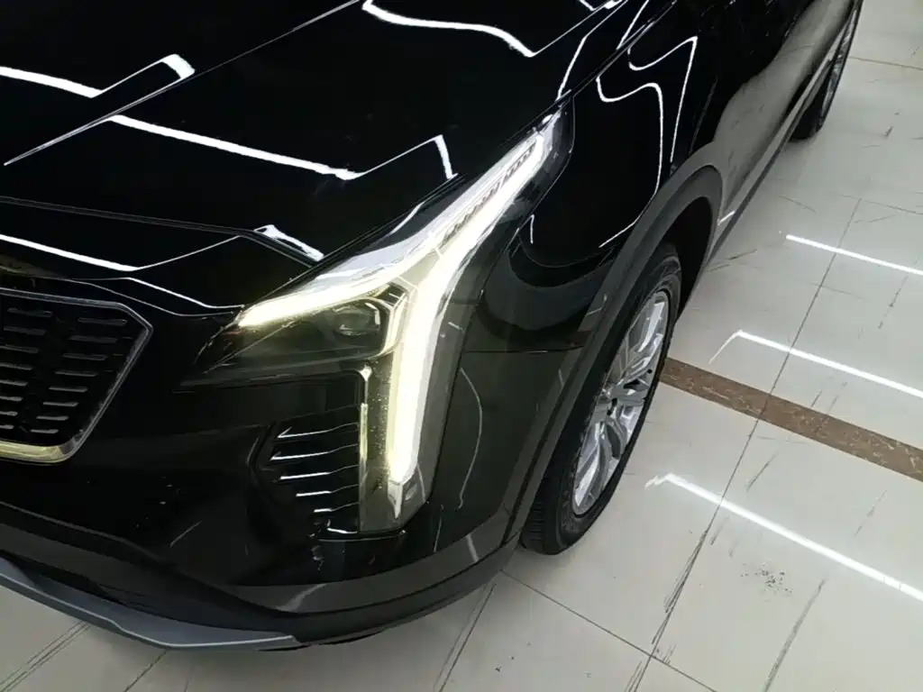 Cadillac XT4 — фото 23