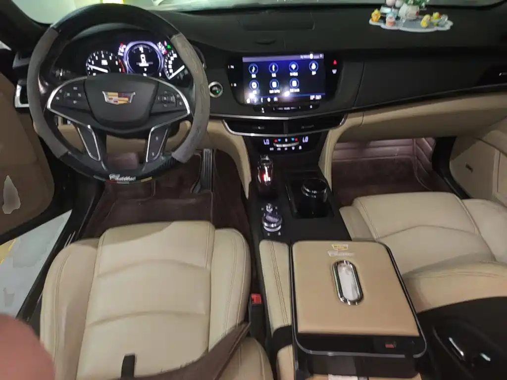 Cadillac CT6 — фото 9