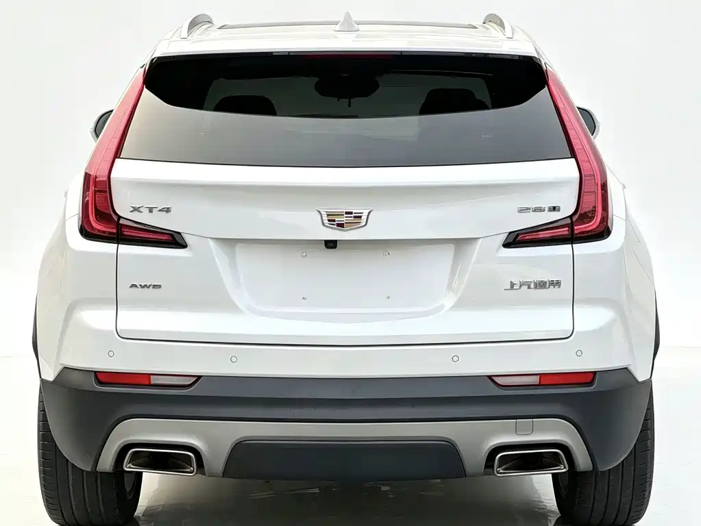 Cadillac XT4 — фото 3