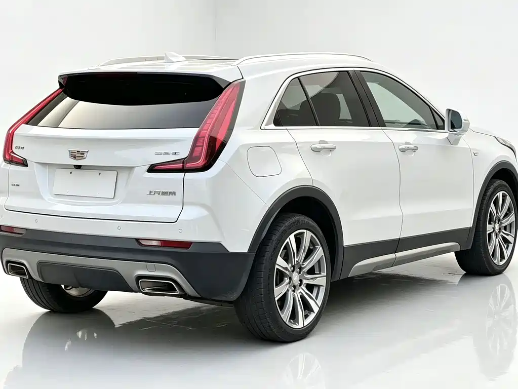 Cadillac XT4 — фото 4