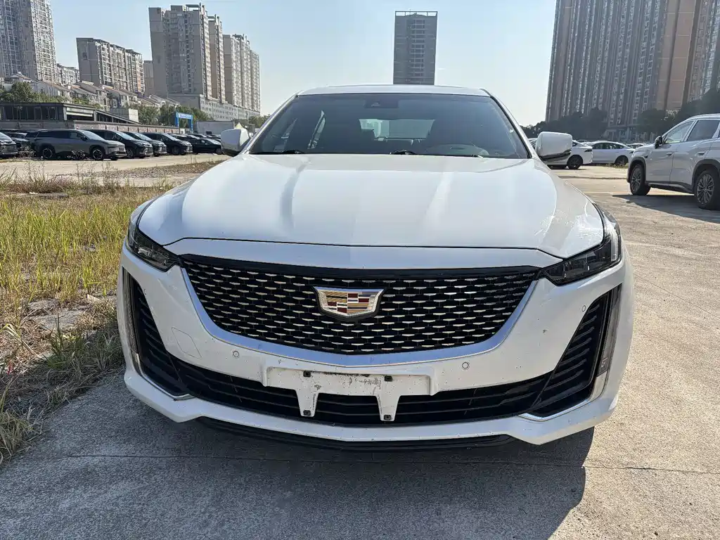 Cadillac CT5 — фото 2