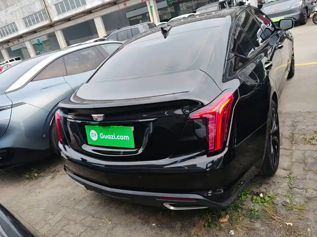 Cadillac CT5 — фото 5
