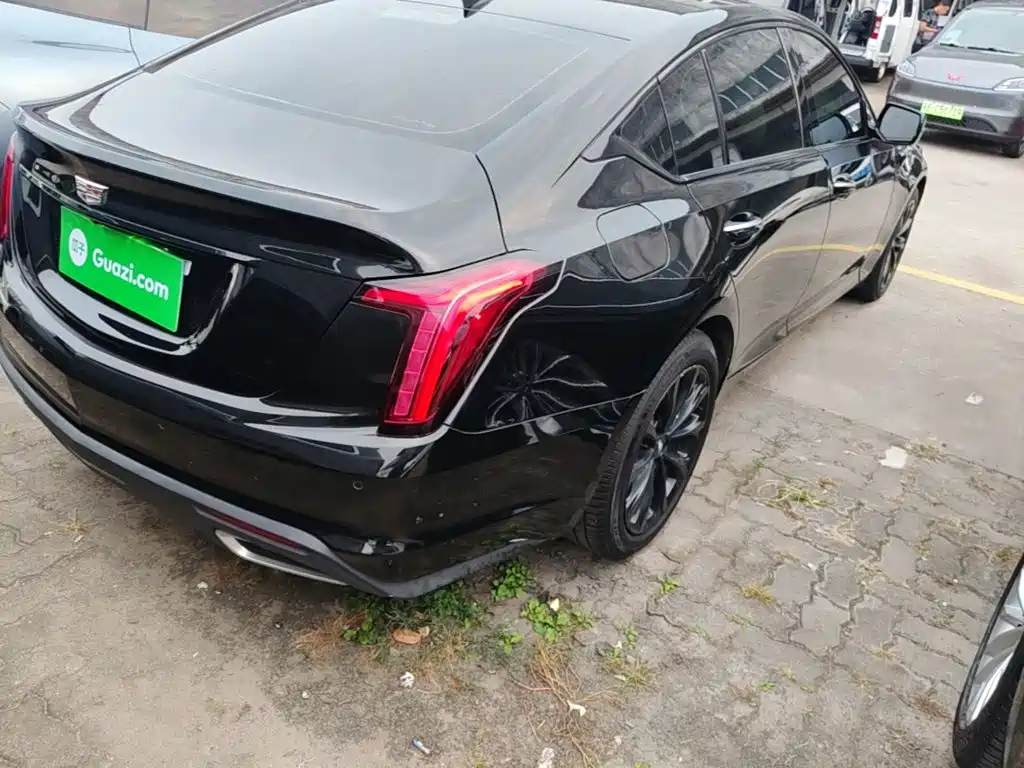Cadillac CT5 — фото 7